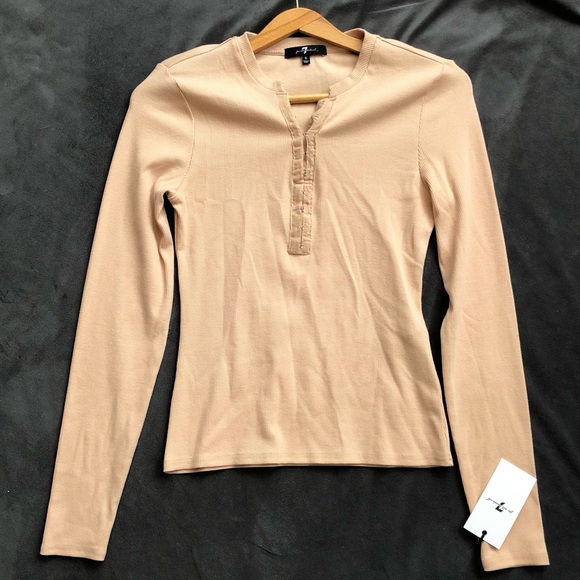NWT 7 For All Mankind Long Sleeved Beige Ribbed Top - Size S - Picture 1 of 6